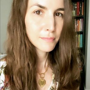 Meet your Posher, Georgiana